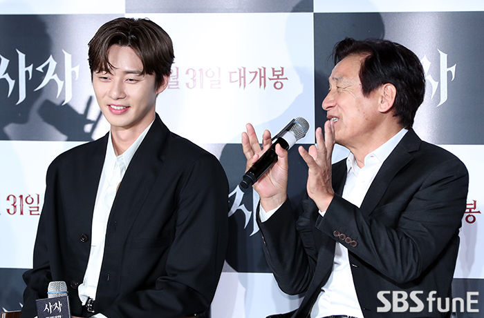 이미지