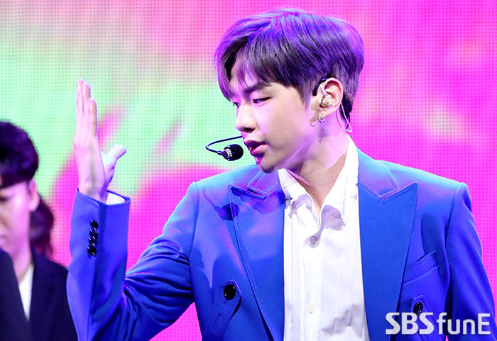 강다니엘