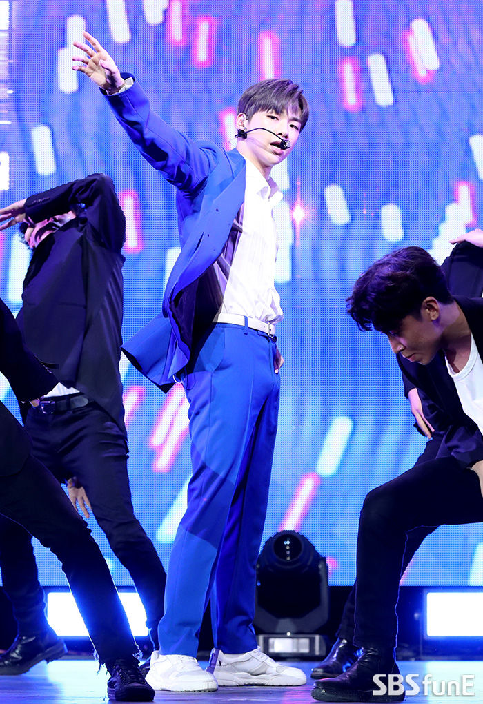 강다니엘