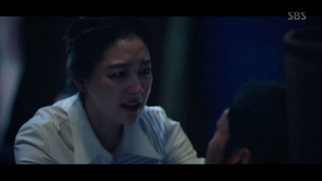 '닥터탐정' 박진희, 최광일 거래 거부하고 채유리 구했다.