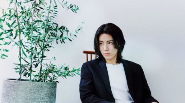 노민우, 뭐하나 했더니&hellip;"남은 주말 잘 보내세요"