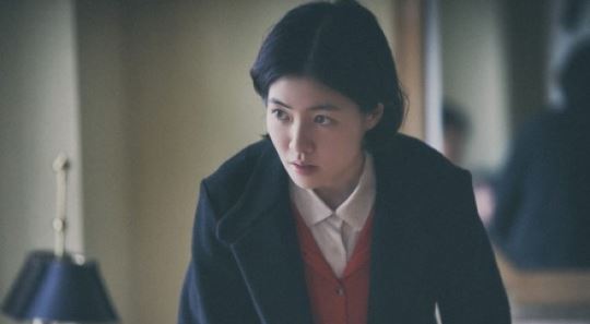 아베 비판 日 영화 '신문기자' 속 심은경은 어떤 모습?