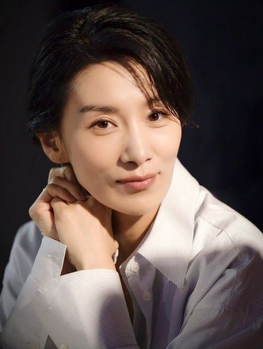 김서형