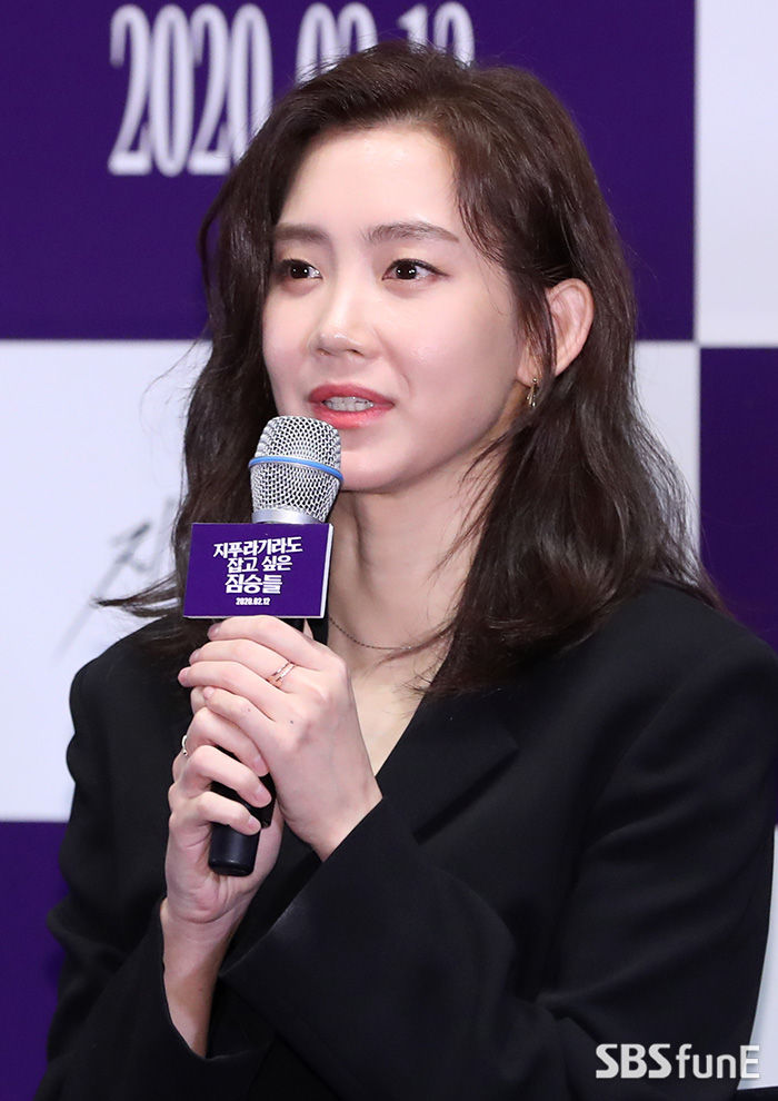 신현빈