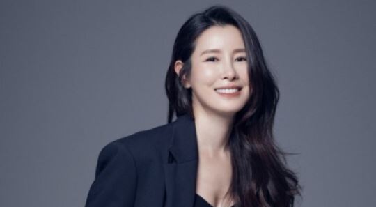 이태란, 김남주&middot;예지원과 한솥밥&hellip; 더퀸AMC 와 전속계약