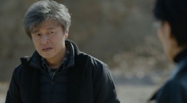 '아무도 모른다' 권해효 일으켜 세운 김서형 "믿지 않아도 손 내밀 수 있어"