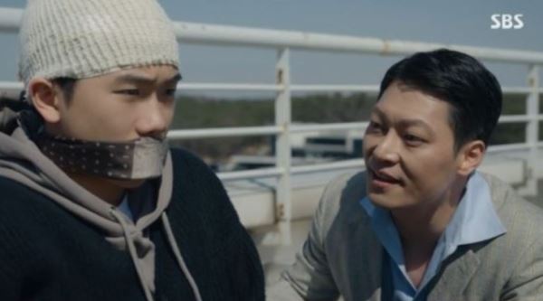 [스브스夜] '아무도 모른다' 김서형, 안지호 지키고 박훈 체포 "이제 집에 가자"