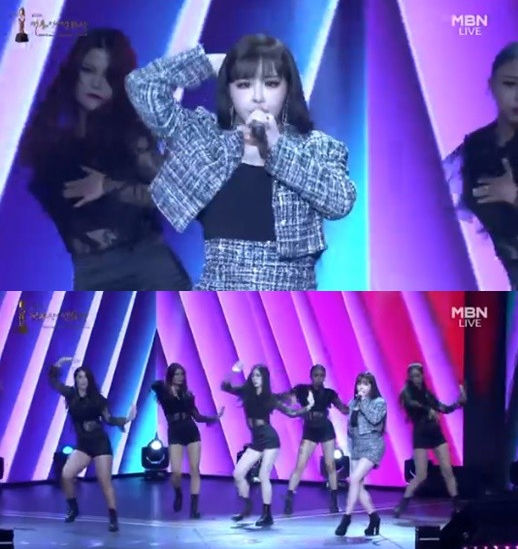 박봄