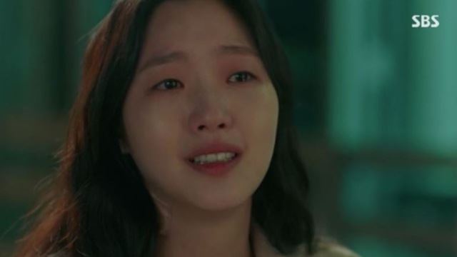 '더킹' 이민호, 다시 만난 김고은에 "자꾸 기다리게 해서 미안해"…눈물의 재회