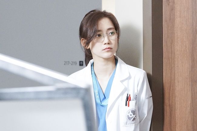 신현빈