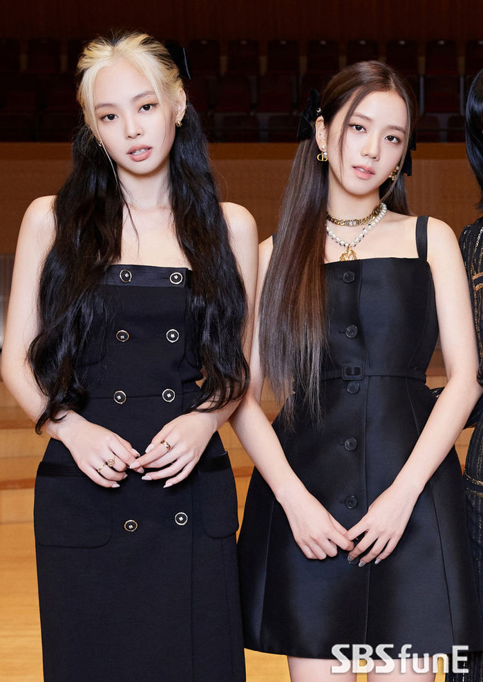 [Throwback] Jennie and Jisoo Serve Dreamy Glam at 'How You Like That' Launch Presser