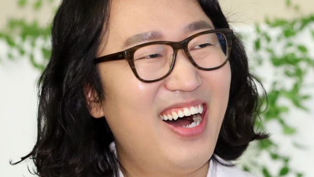 [E포토] 김경진, '새신랑 미소'