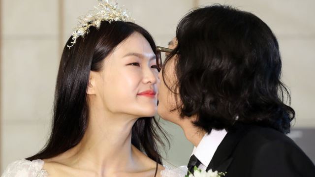[E포토] 전수민, '김경진에 키스 쪽'