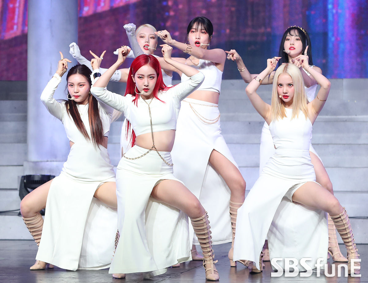 여자친구