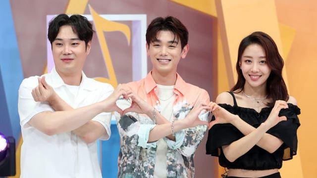 [E포토] 유재환-에릭남-이브, '하트 부자들'