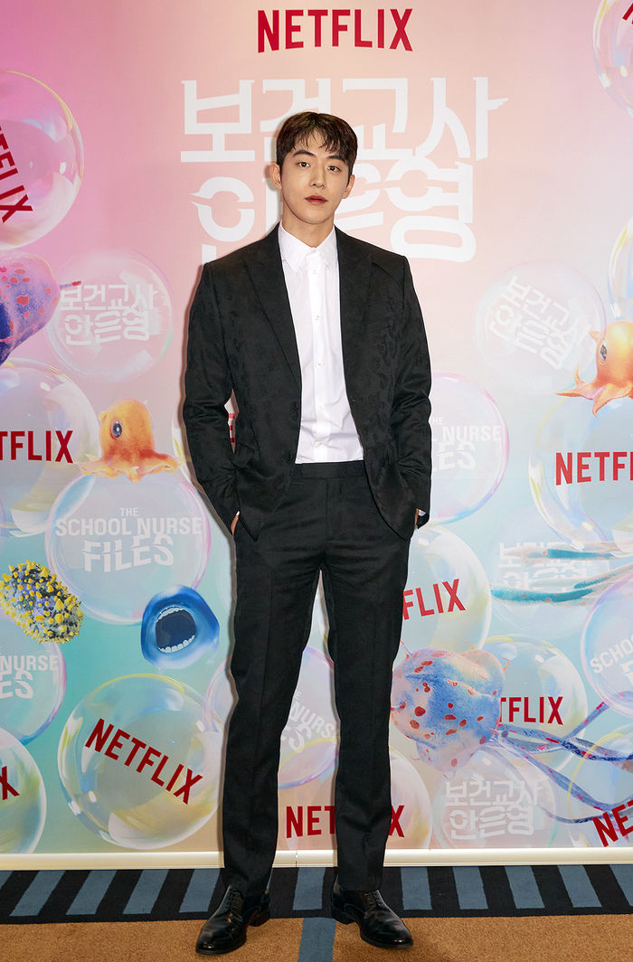 [Throwback] Nam Joohyuk Radiates Good Looks From Head to Toe
