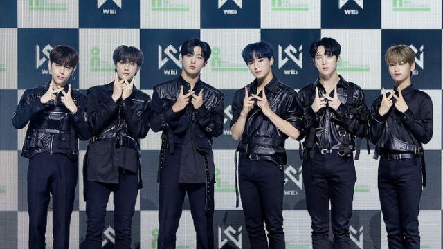 [Throwback] WEi Shines At Online Media Showcase For Debut Album 'IDENTITY : First Sight'