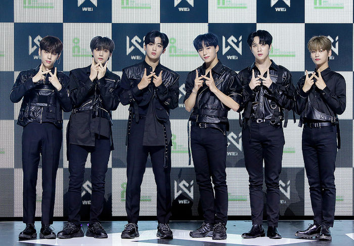[Throwback] WEi Shines At Online Media Showcase For Debut Album 'IDENTITY : First Sight'