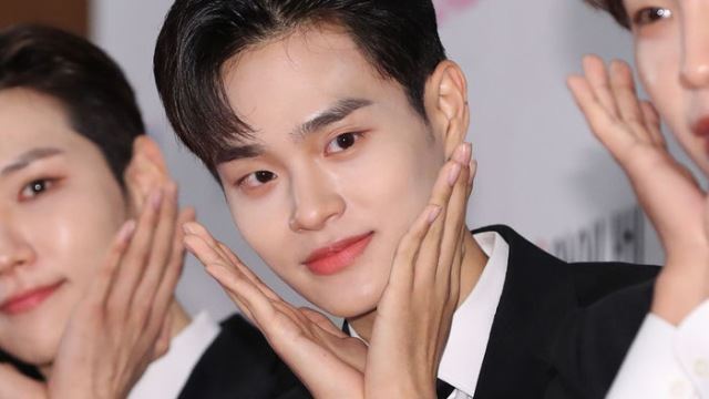 [Throwback] AB6IX's Lee Dae-hwi Exudes 'Explosive Cuteness'