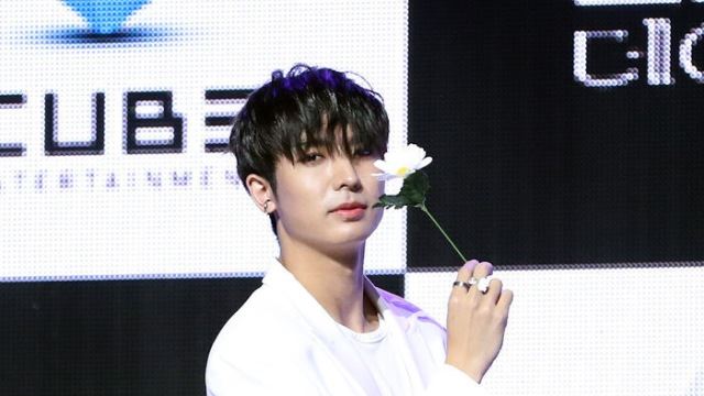 [Throwback] PENTAGON's YUTO Strikes a Stylish Pose