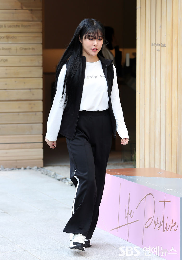 [Throwback] MAMAMOO's Wheein in 'Black and White'