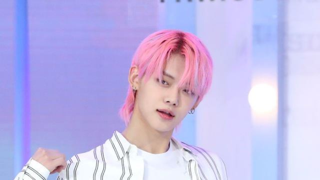 [Throwback] TOMORROW X TOGETHER's YEONJUN Looks Dazzling at 'minisode1 : Blue Hour' Media Showcase