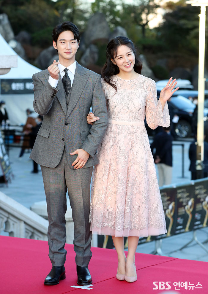 [Throwback] Jang Dong-yoon and Jang Ye-won at 'Korean Popular Culture and Arts Awards' Red Carpet
