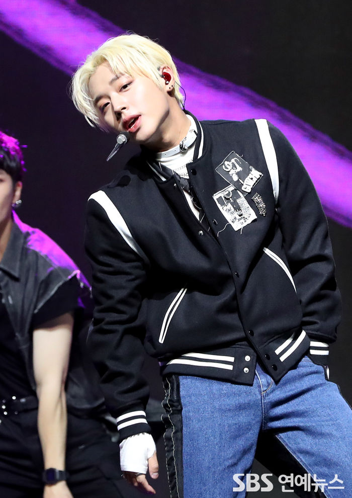 [Throwback] Park Ji-hoon Flaunts Unreal Visuals at 'MESSAGE' Media Showcase