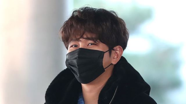 [E포토] 김수찬, '손이 꽁꽁'