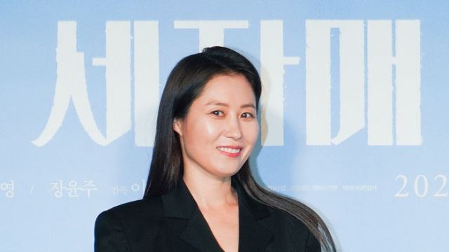 [Throwback] Moon Sori: 'I Play the Role of the Second Sister, Who Is a Bundle of Pretense'