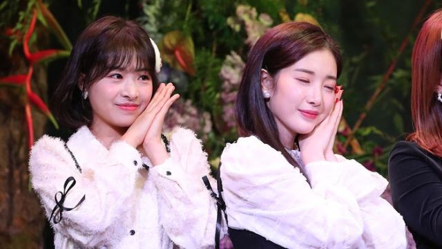 [Throwback] APRIL’s KIM CHAEWON and YUN CHAEKYUNG Channel 'Sleeping Beauty' Vibes