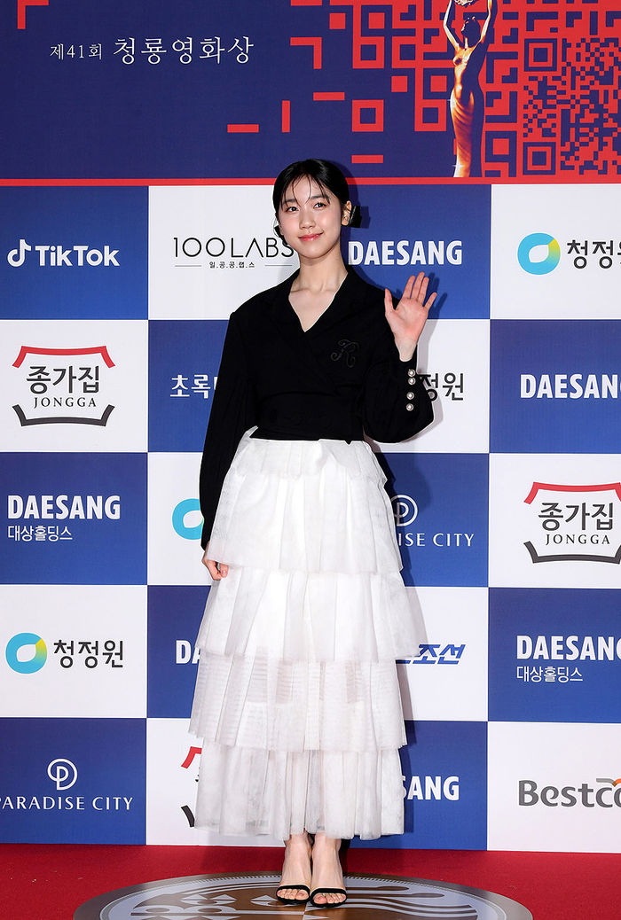 [Throwback] Lee Re Charms With an Adorable Smile