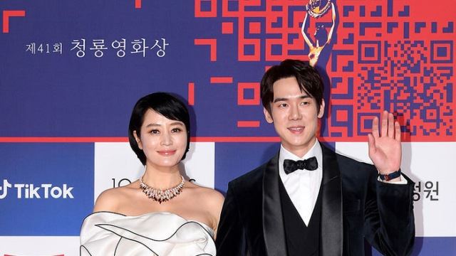 [Throwback] Kim Hye-soo and Yoo Yeon-seok, Faces of the Blue Dragon