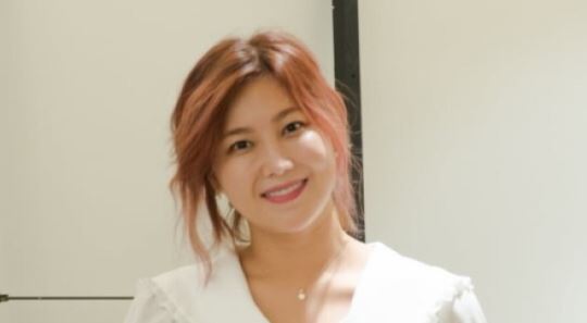 솔비, 케이크 논란도 솔비답게...예술작품→통큰 기부