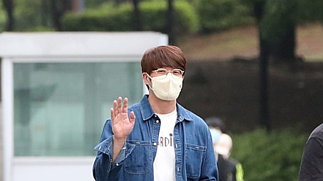 [E포토] 성시경, '멀리서 봐도 훈남'
