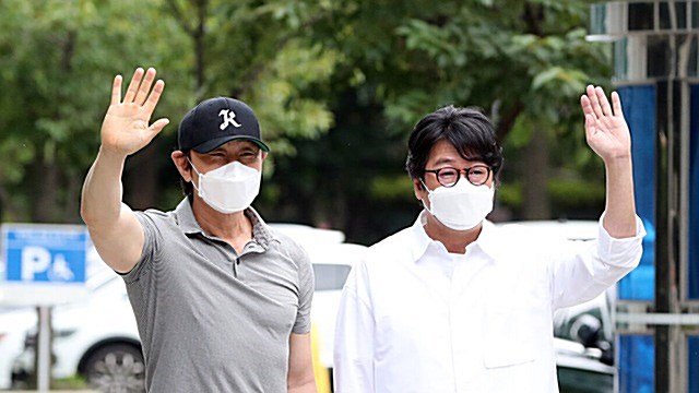 [E포토] 허준호-김윤석, '믿보배들의 출근길'