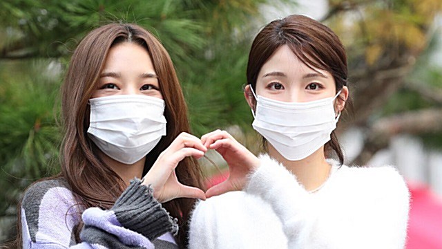 [Throwback] LABOUM’s SOLBIN and JINYEA Double the Hearts