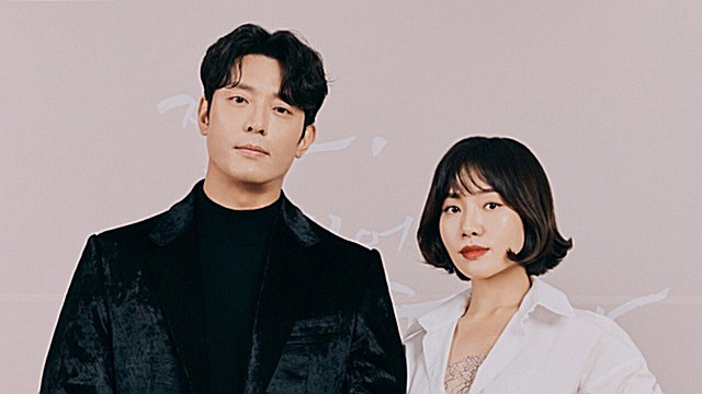 [Throwback] Kim Ju-hun and Choi Hee-seo Serve Chic Couple Vibes