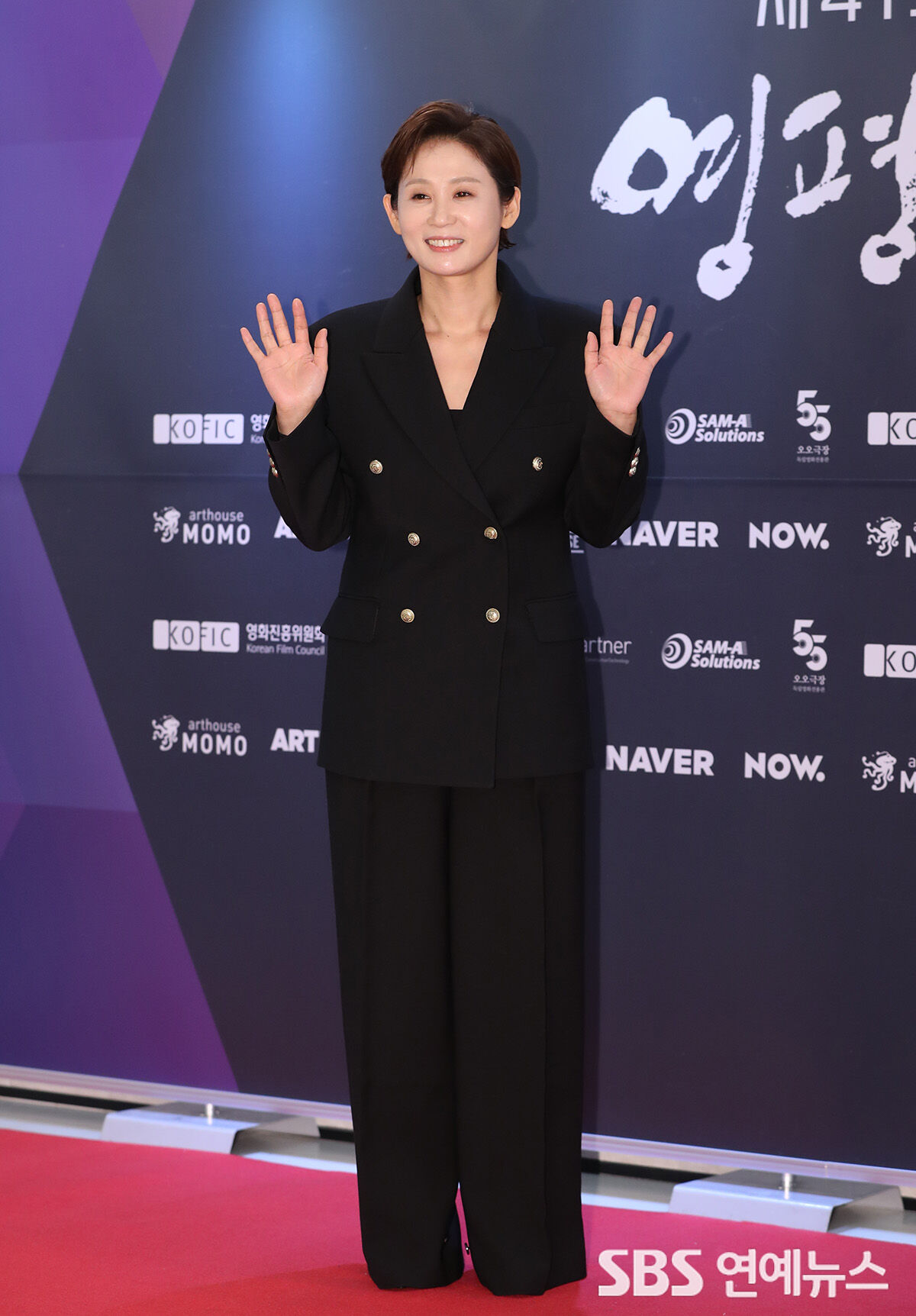 [E포토] 김선영, '여우조연상의 주인공'