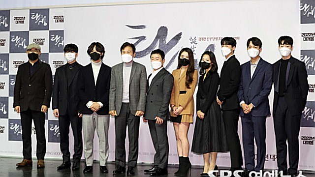 [Throwback] The Stars of Film ‘A Birth’