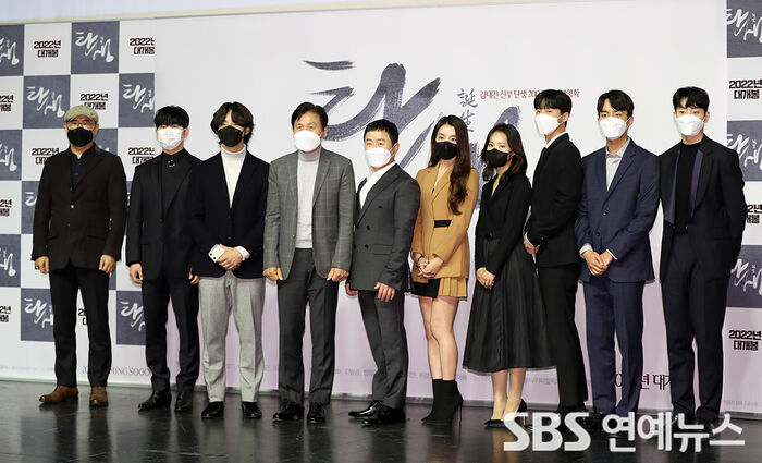 [Throwback] The Stars of Film ‘A Birth’
