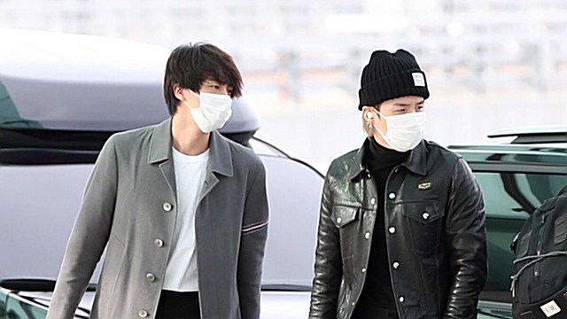 [Throwback] BTS’ JIN and SUGA Serve Chic Airport Vibes