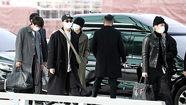 [Throwback] BTS Depart for Los Angeles