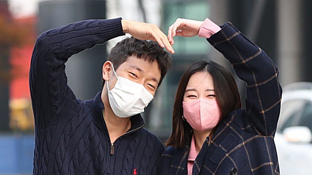 [Throwback] Sparks Fly Between Son Suk-ku and Jun Jongseo