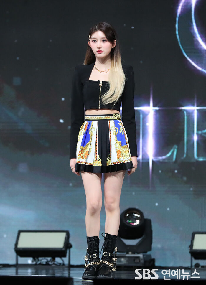 [Throwback] IVE’s GAEUL Radiates Pure Beauty