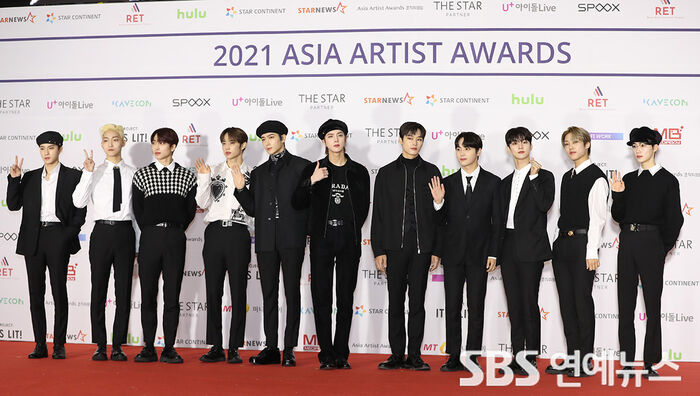 [Throwback] THE BOYZ Own the Photo Wall at the 2021 Asia Artist Awards