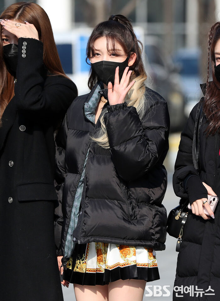 [Throwback] IVE’s GAEUL Shines in Winter Outside Choi Hwa-jung’s Power Time