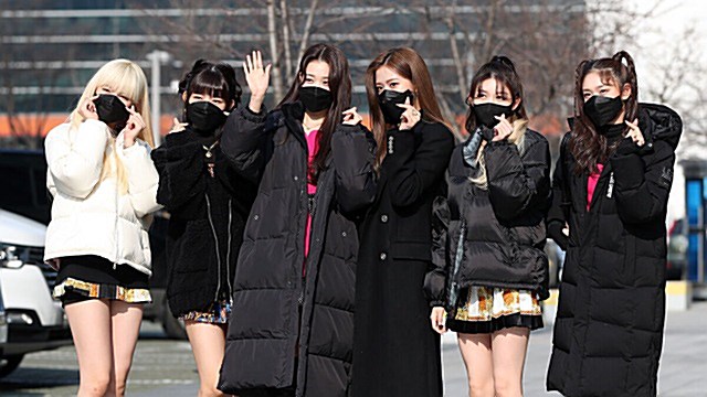 [Throwback] IVE Bring Fairy Vibes on Their Way to ‘Choi Hwa-jung’s Power Time’