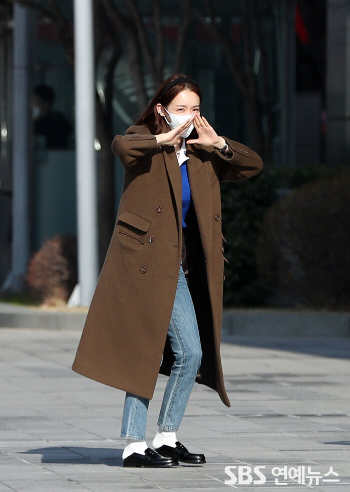 [Throwback] DAVICHI’s Kang Minkyung: ‘Merry Every Day Christmas’