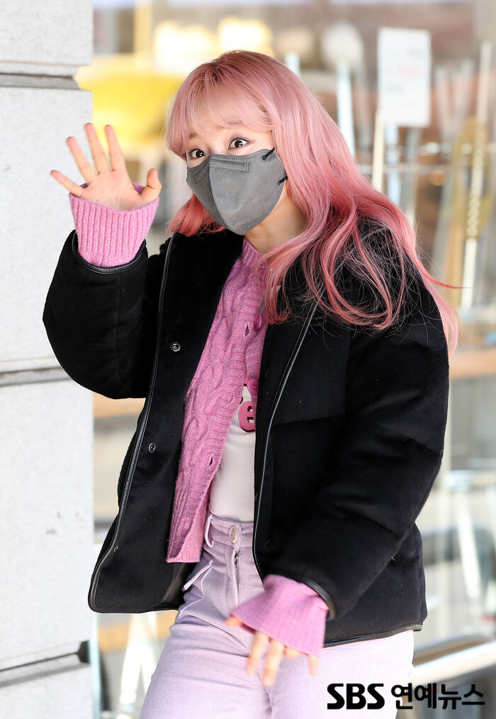 [Throwback] YOUNHA, Pretty in Pink